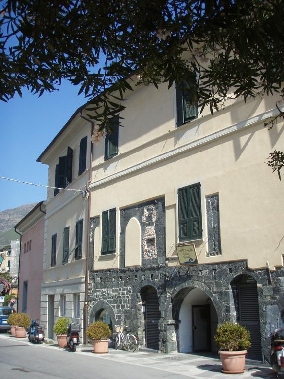 Ospitalia Del Mare Hostel Levanto Exterior photo